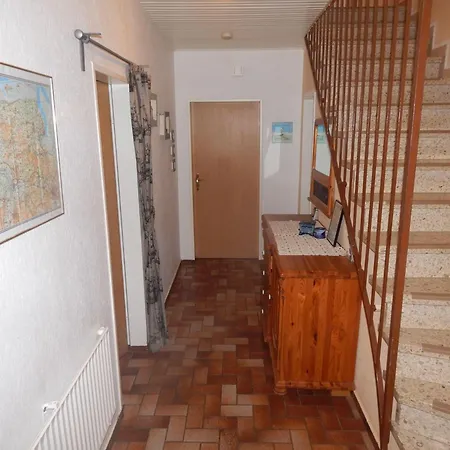 Risel-ferienhaus-im-huus-godewind-mit-sauna-und-kamin Dornumersiel