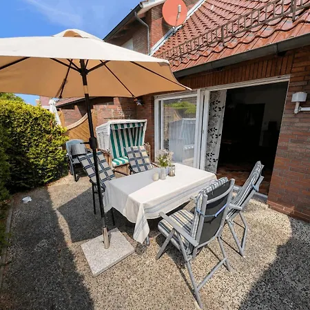 Feriehus Risel-ferienhaus-im-huus-godewind-mit-sauna-und-kamin