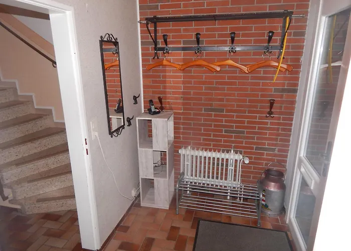 Risel-ferienhaus-im-huus-godewind-mit-sauna-und-kamin